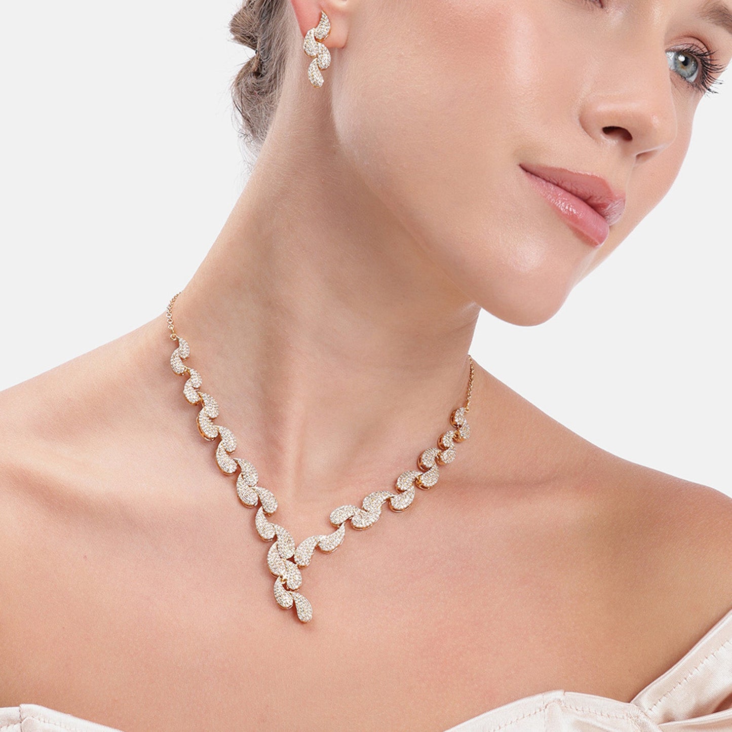 Dreamlight Bloom Necklace Set