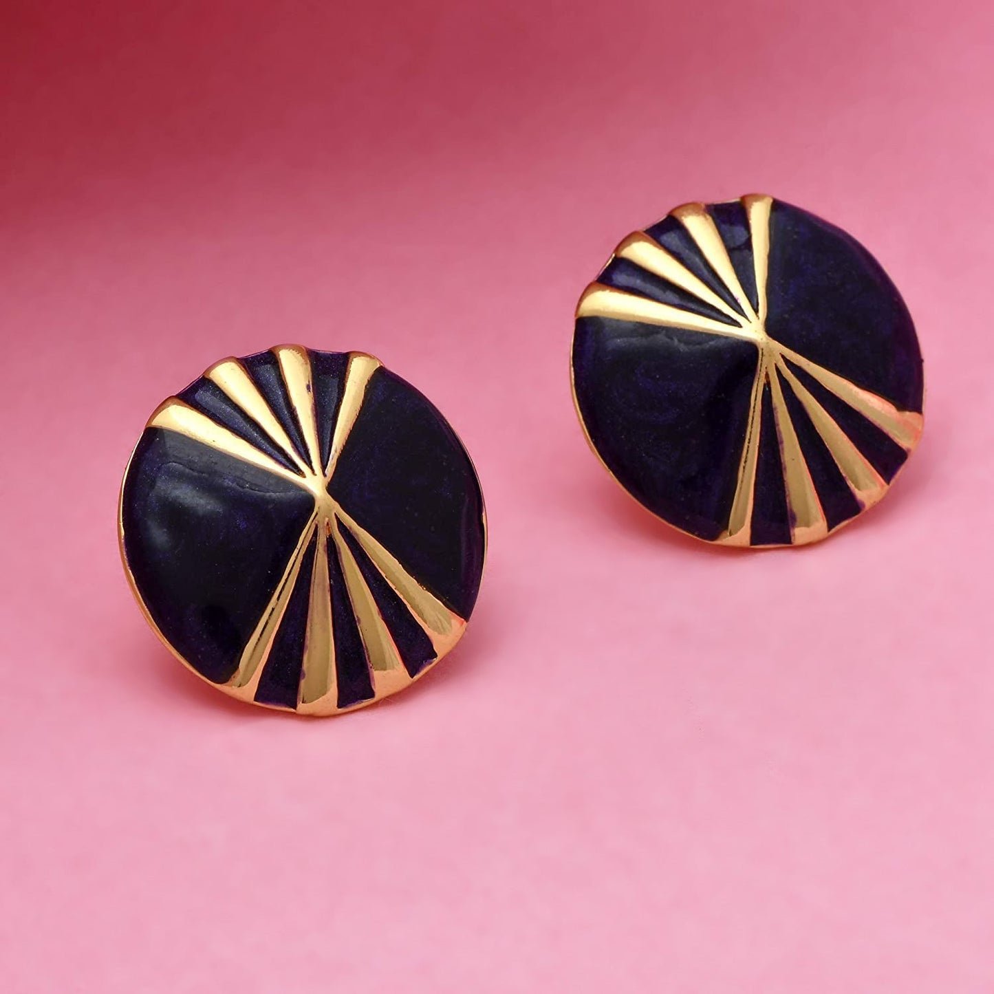 ROUND STUDS