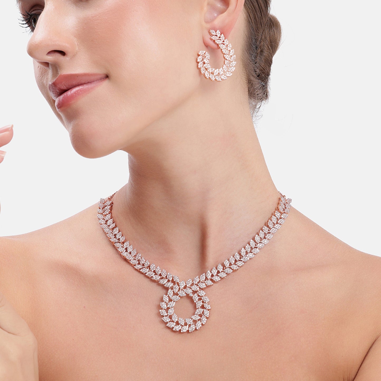 Petal Glow Necklace Set