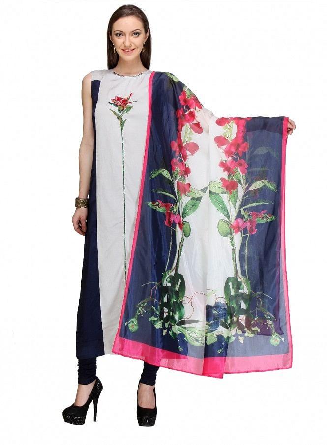 W for Woman White Embellished Stiletto kurta