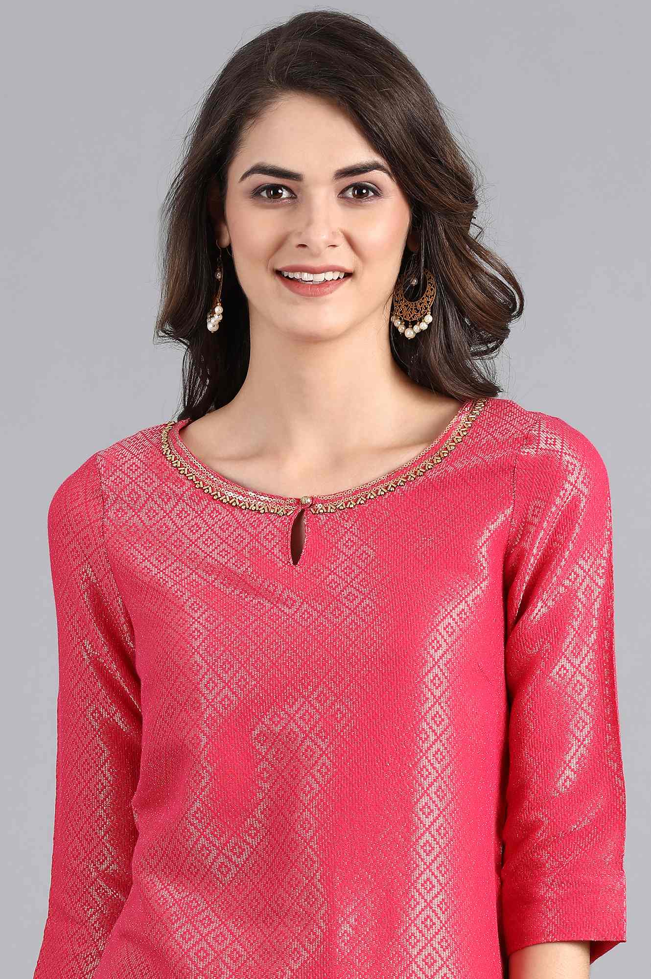 W for Woman Pink Round Neck Jacquard kurta