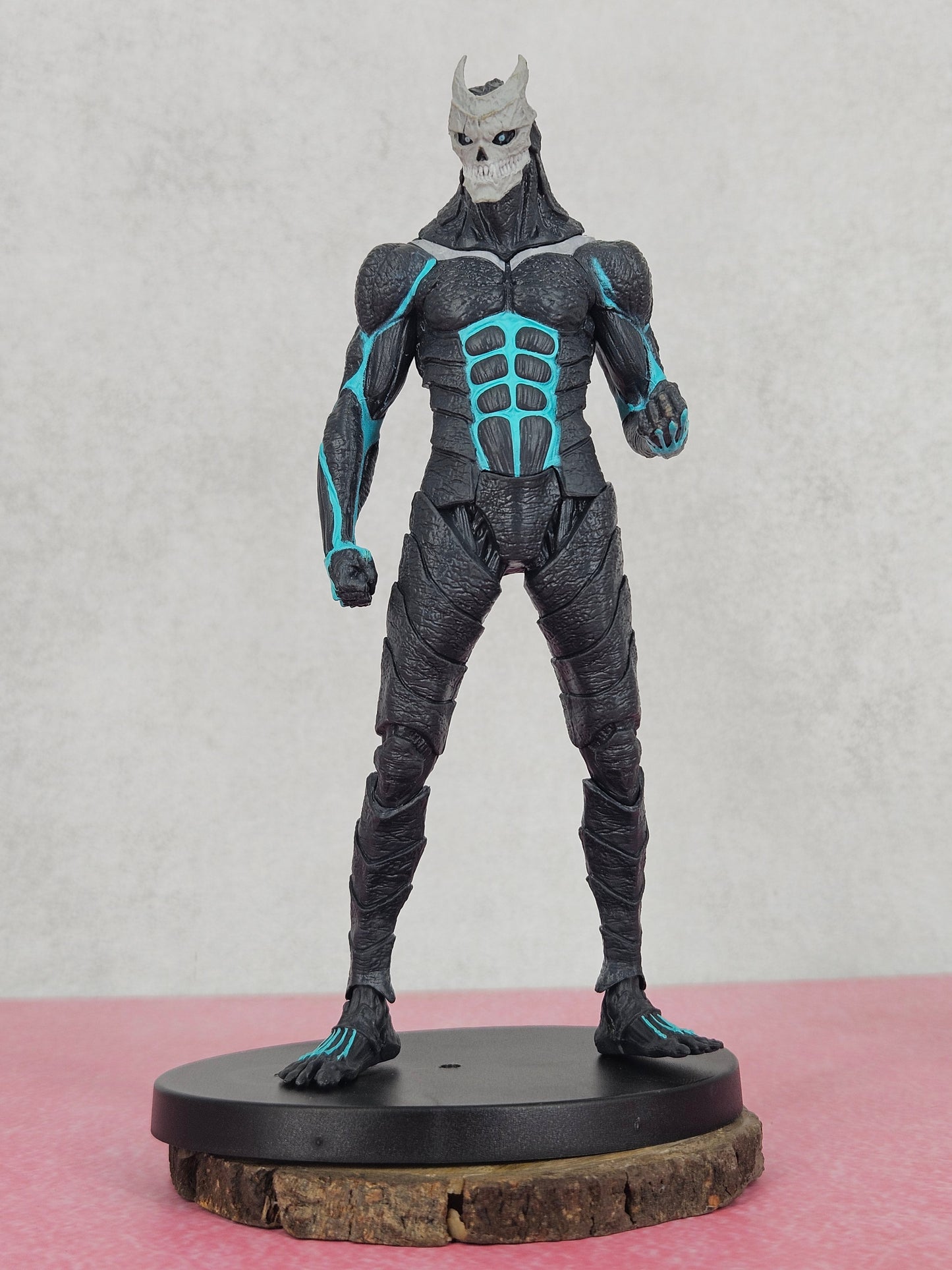 Kaiju No. 8 – | 21 cm Premium Collectible Figure |