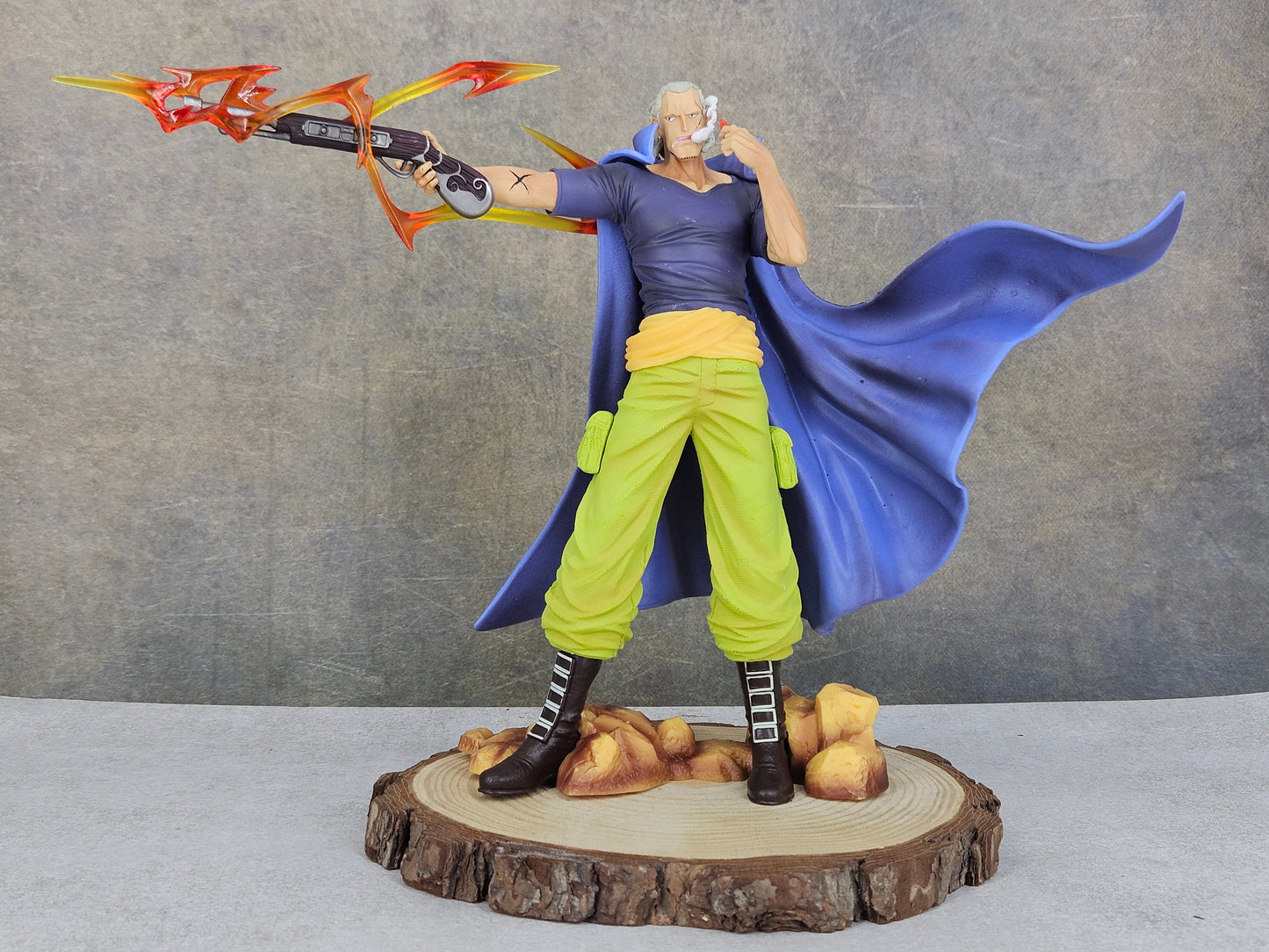 One Piece Ben Beckman Red Hair Pirates with Gunshot Action Figure | 29 cm
