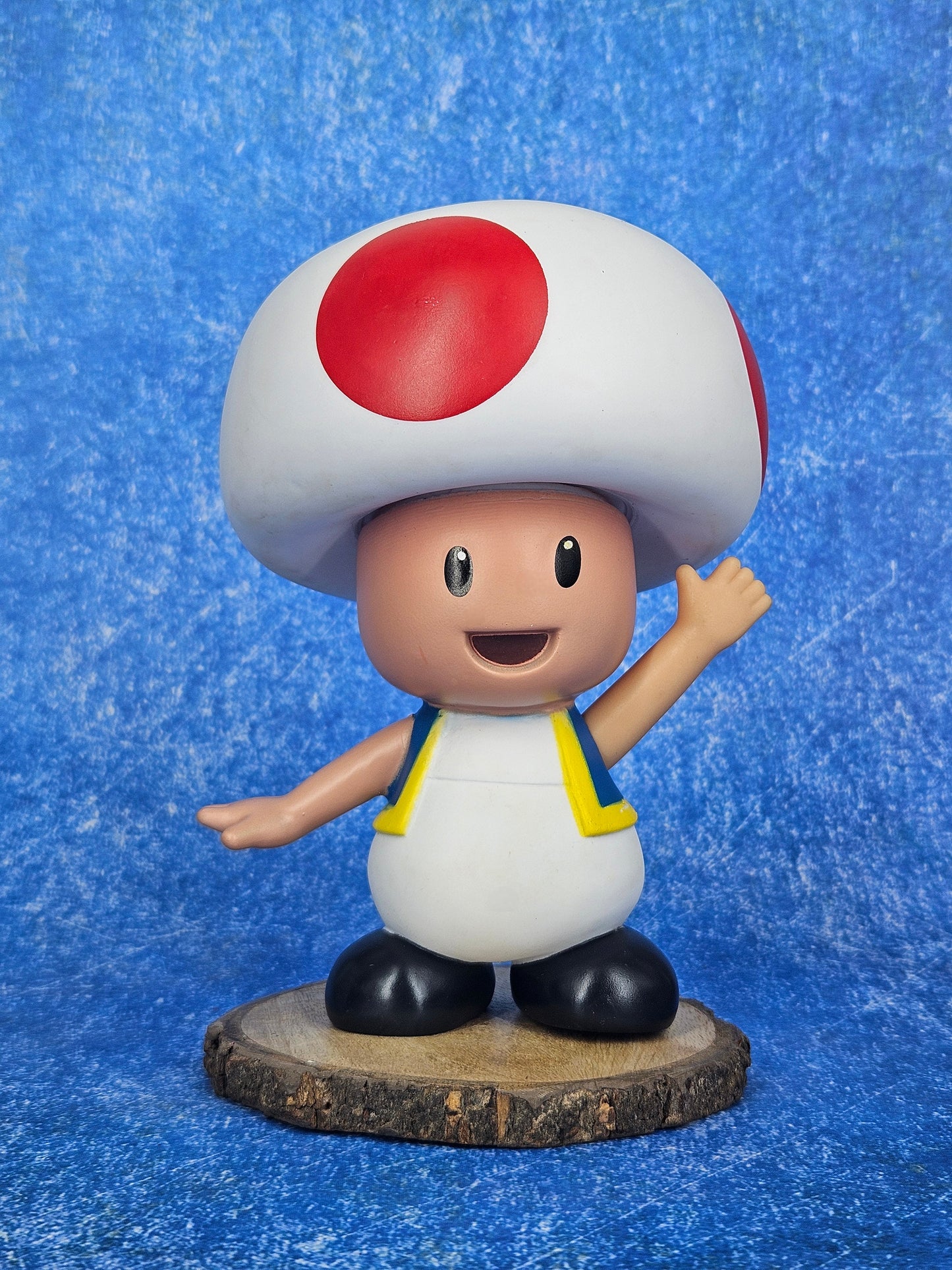 Super Mario | Toad Action Figure | PVC | 7 Inch