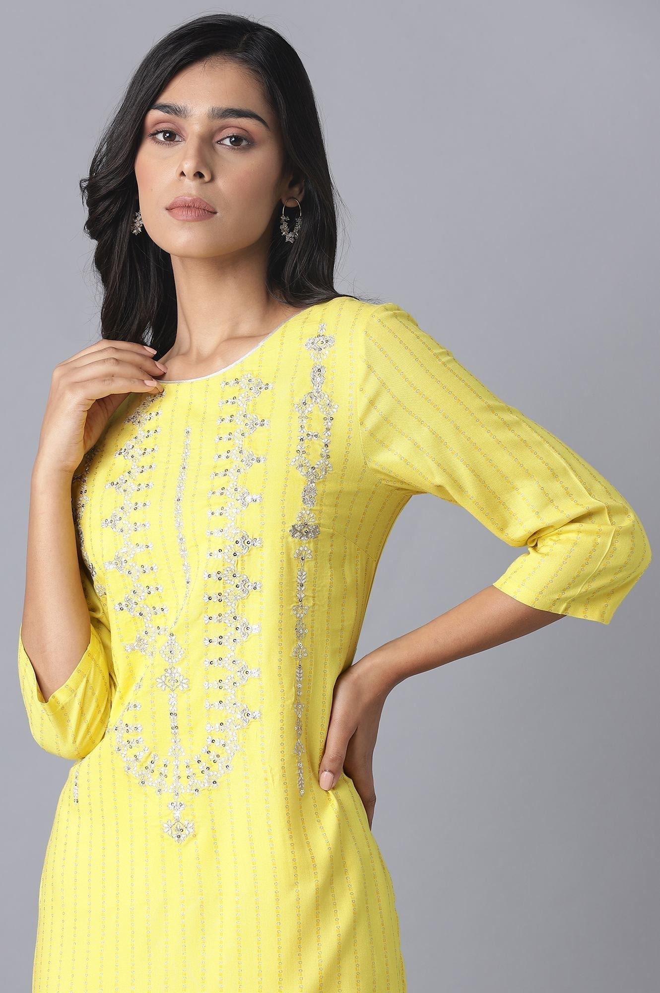W for Woman Yellow Printed kurta with Embroidery
