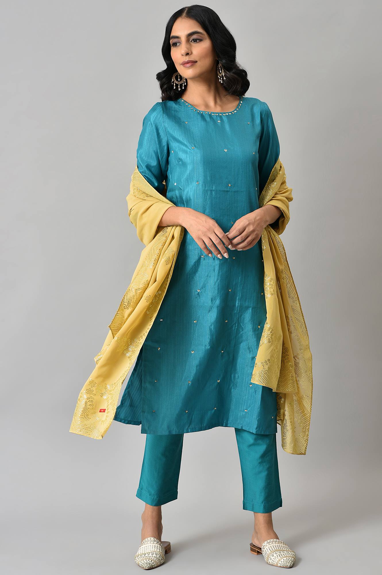 W for Woman Teal Sequin Highlighted kurta With Pants And Golden Dupatta