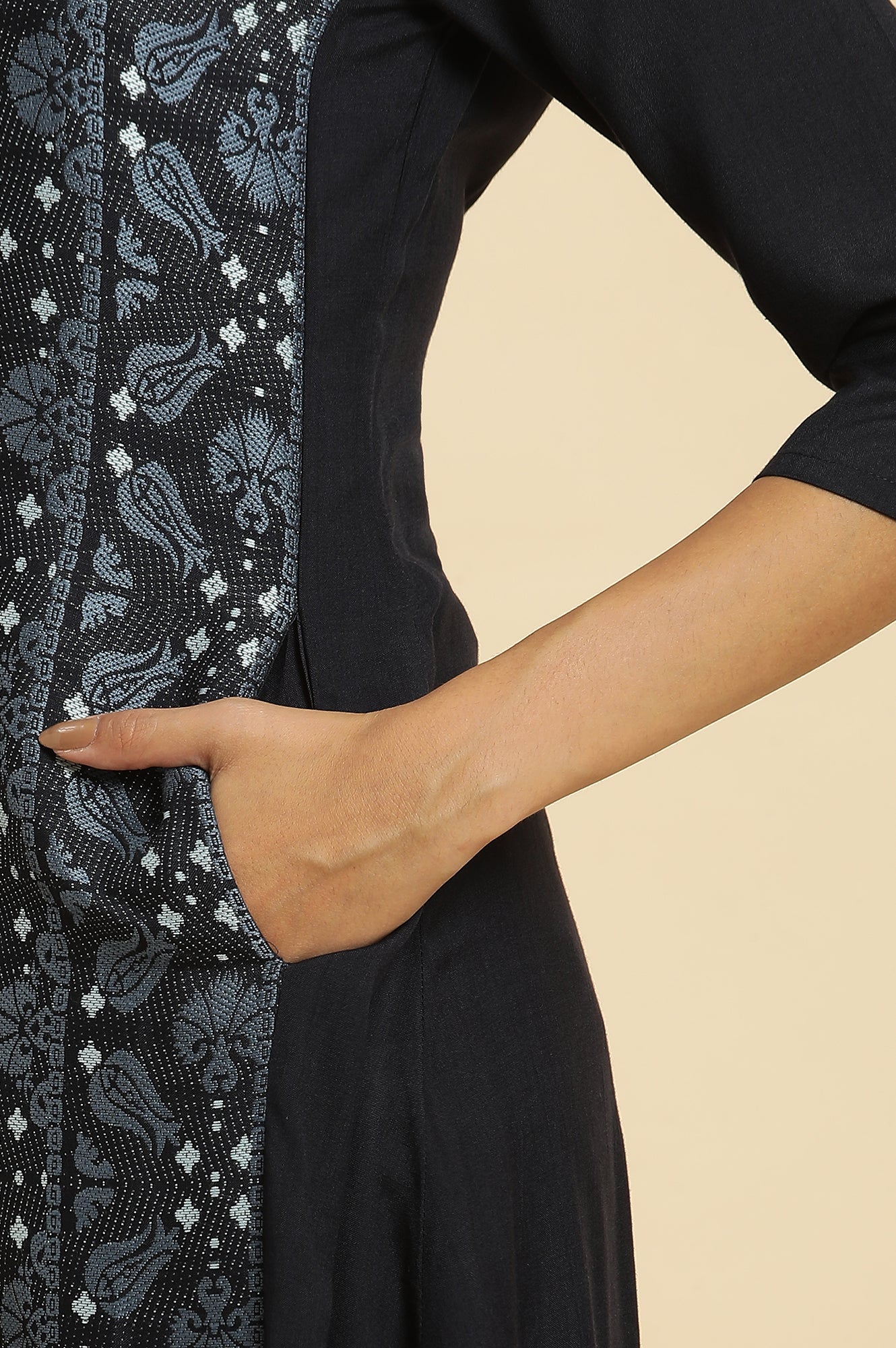 W for Woman Blue Suzani Motif Dobby Kurta
