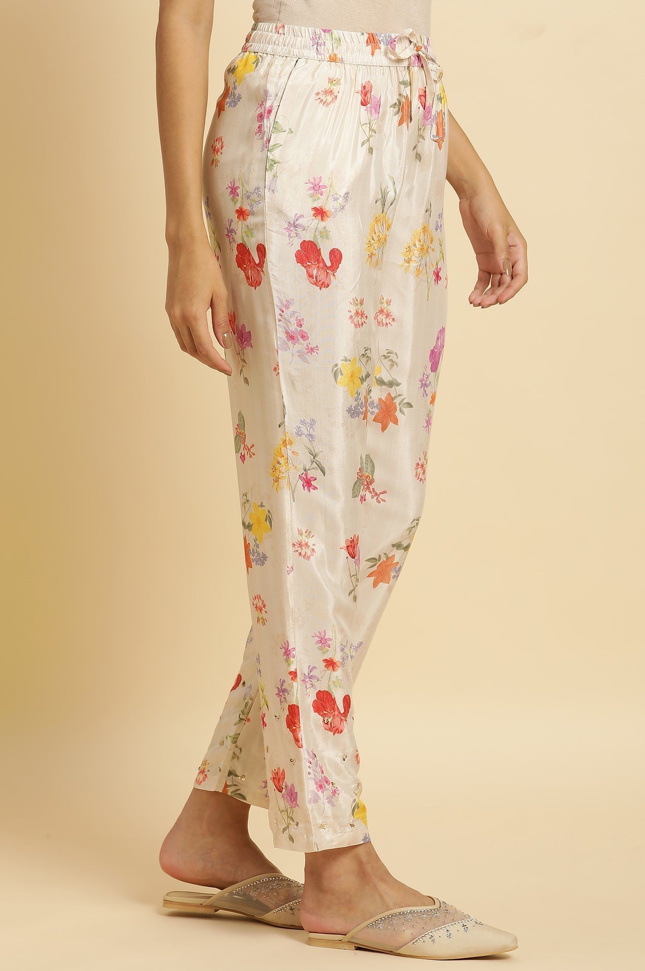 W for Woman Beige Floral Printed Pants