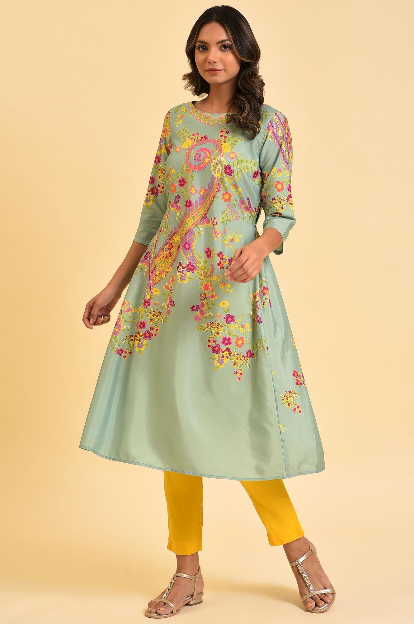 W for Woman Green Printed kurta With Decorative Side Metal Ring