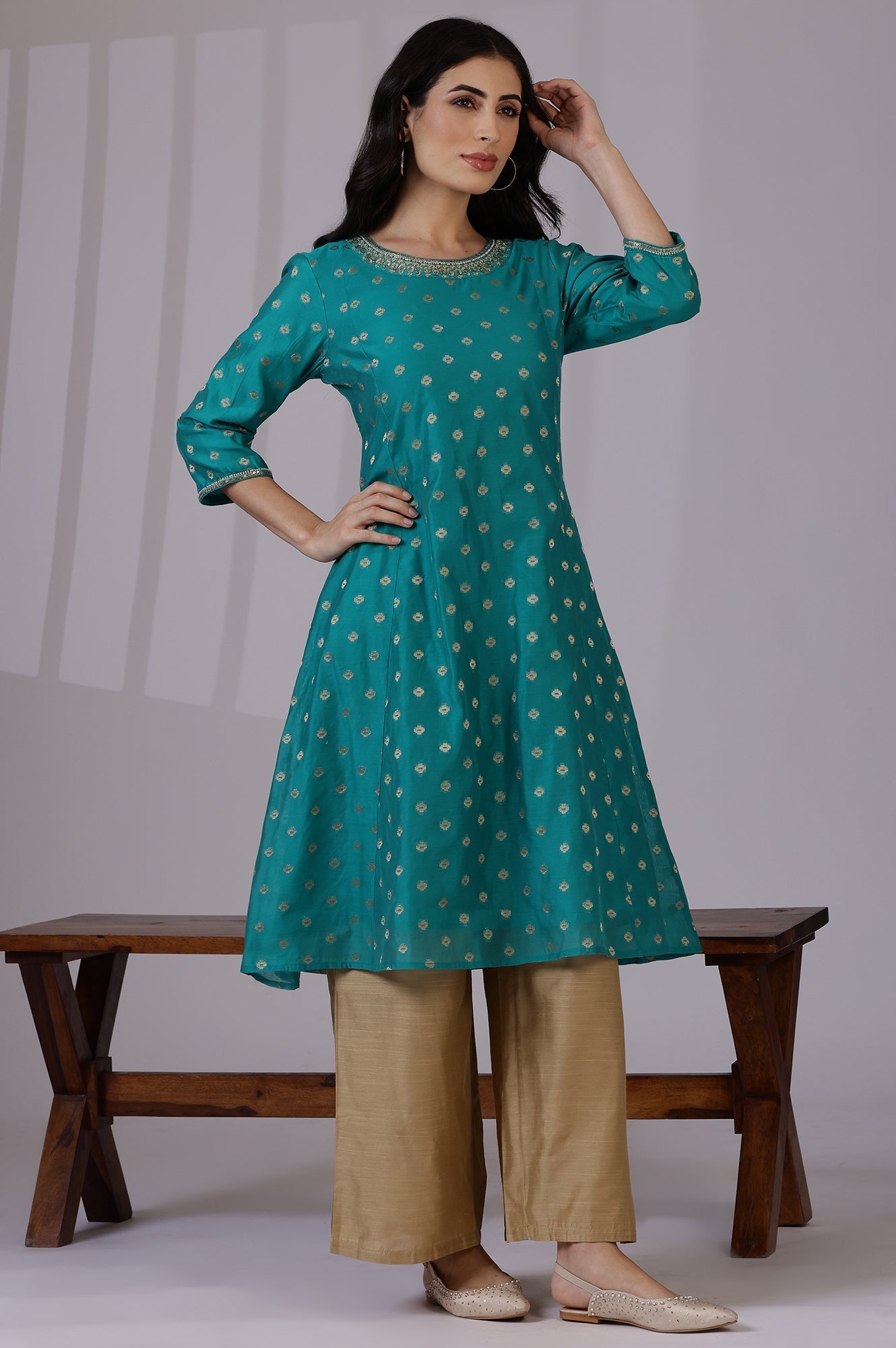 W for Woman Teal Green Yarn-Dyed Chanderi Straight Kurta with Embroidered Neck