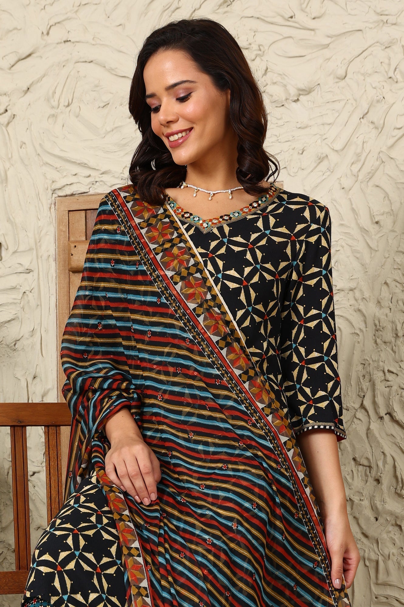 W for Woman Multi-Coloured Stripe Printed Chiffon Dupatta
