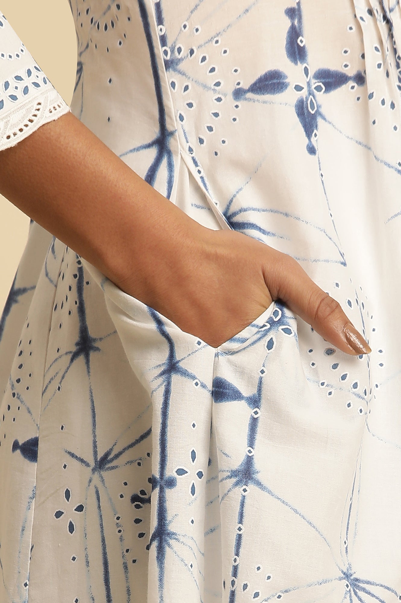 W for Woman White Cotton Kurta With Blue Print