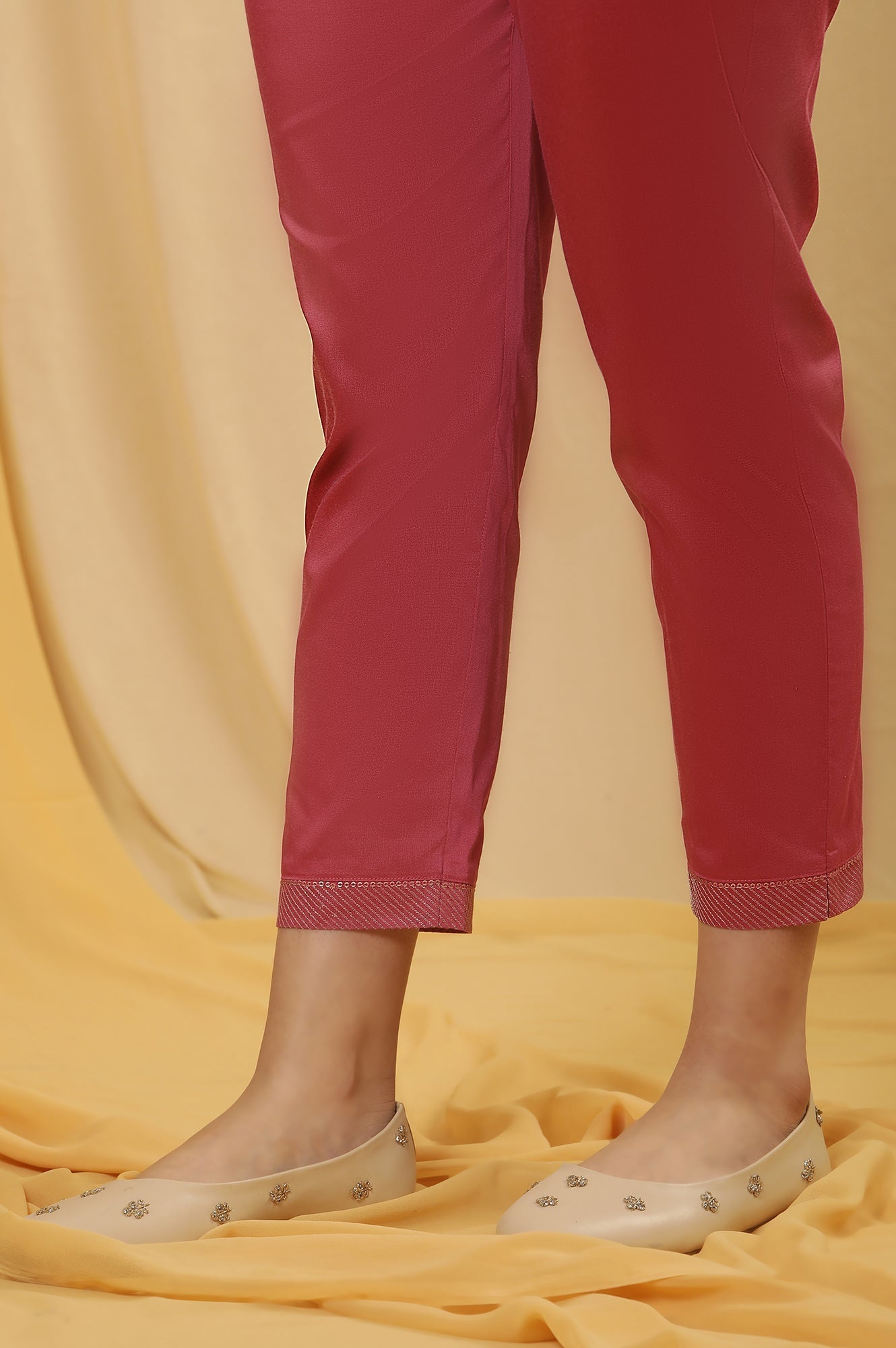 W for Woman Pink Panlled Embroidered Kurta And Pants Set
