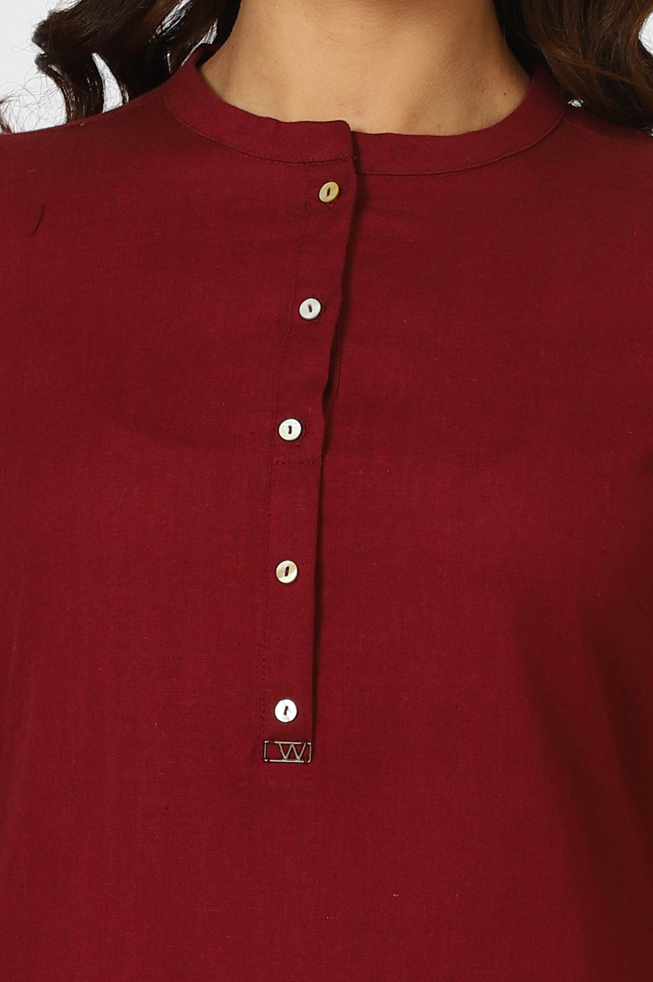 W for Woman Maroon Mandarin Collar Cotton Blend Straight Kurta With W Branding