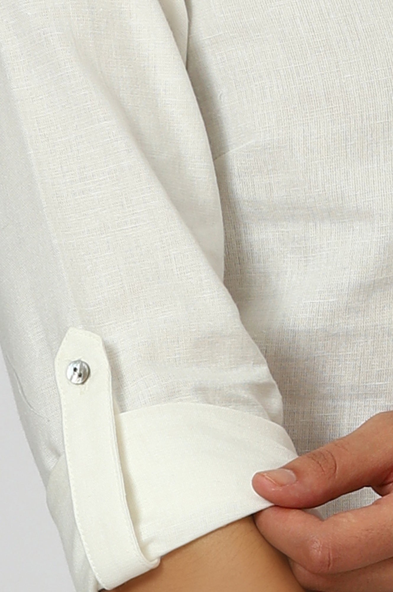 W for Woman White Mandarin Collar Cotton Blend Straight Kurta With W Branding