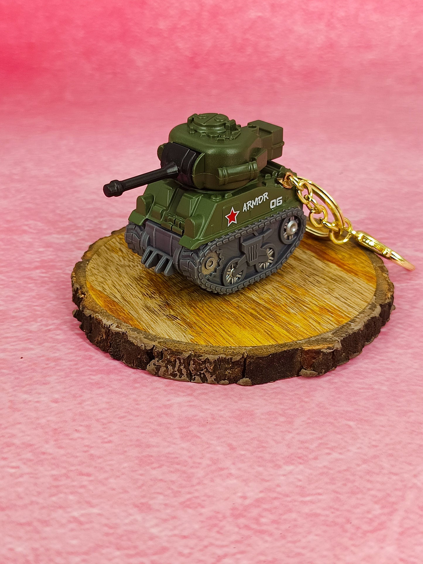 Green Army Militry Miniature Tank Keychain | With Moveble Turret | Golden Keyring |