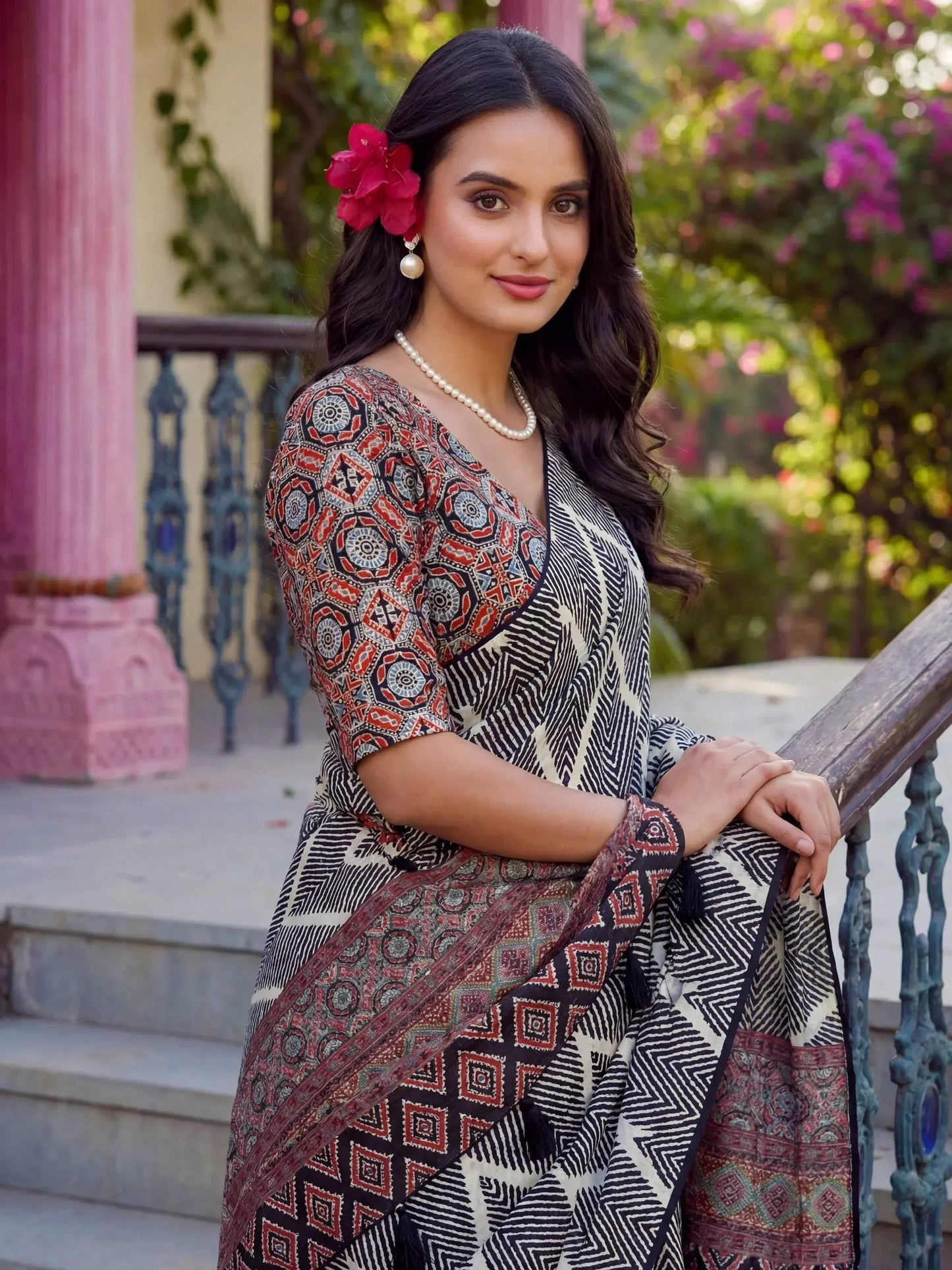 Tulsi Art Stylish Black Digital Printed Crepe Casual Wear Saree With Blouse