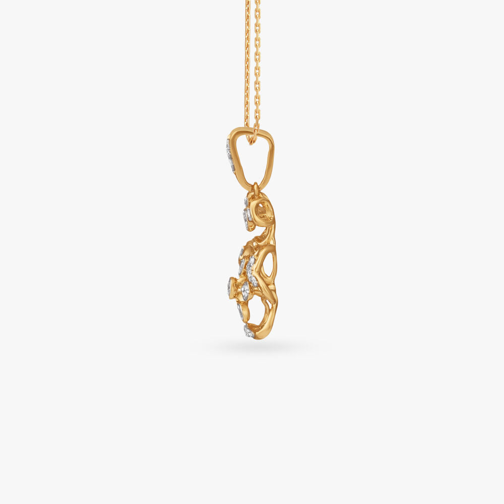 Dainty Bloom Diamond Pendant in 18K Yellow Gold, 0.115 ct