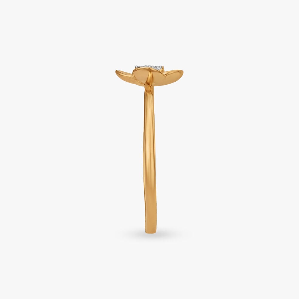 Blooming Petal Diamond Ring in 18K Yellow Gold, 0.032 ct
