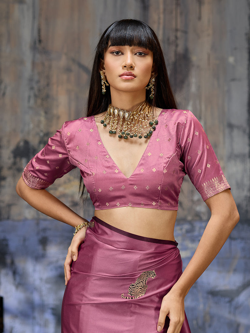 Monjolika Fashion Pink Satin Weaving Silk Blend Saree With Elegant Golden Pallu
