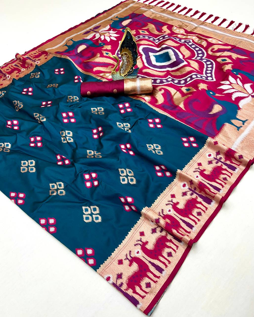 Mameraa Sarees Teal Soft Saree With Zari Weaving Meenakari Rich Pallu And Unique Ikkat Border-Teal