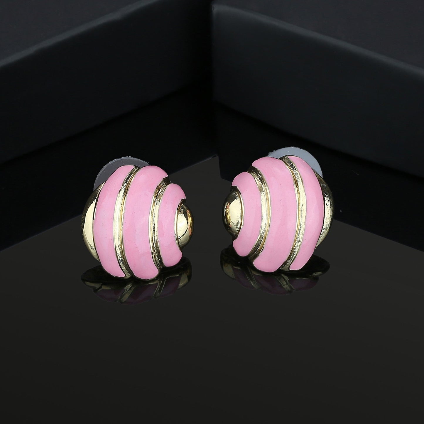 Estele Circular alternate pink and gold plated stud earrings for women