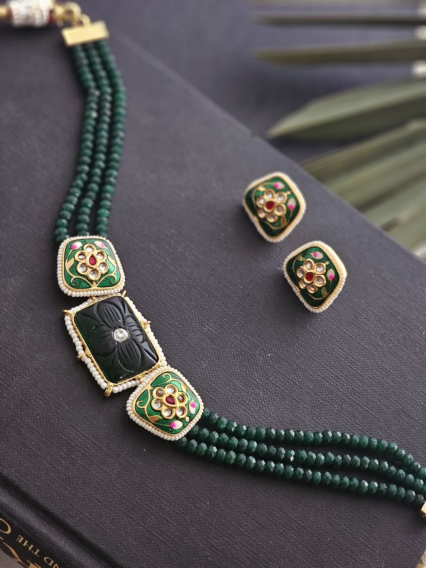 Emerald Blossom Onyx Necklace Set