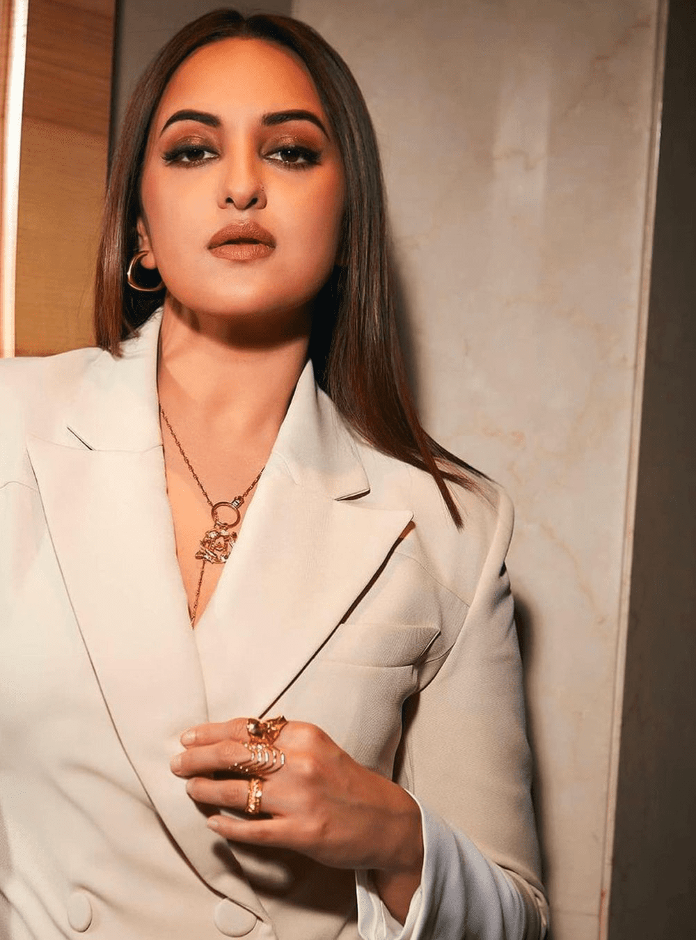 Sonakshi Sinha Wearing O.H. V Mini Pendant Necklace