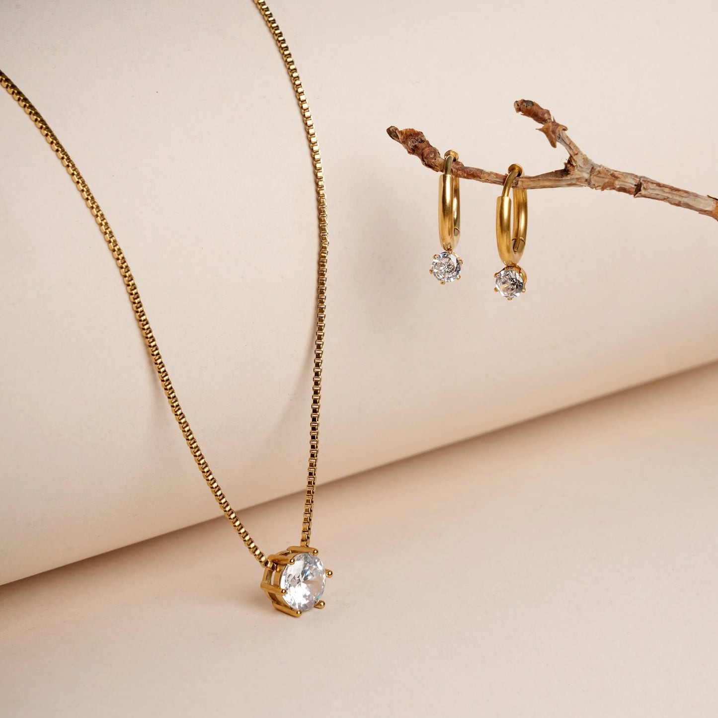 Pure Radiance Crystal Jewellery Set