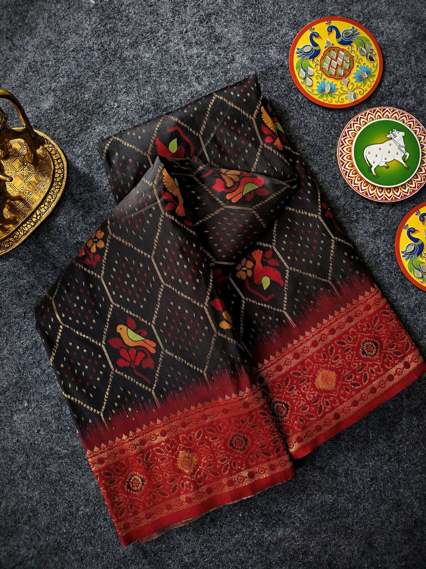Mameraa Sarees Black Silk Saree Featuring Elegant Traditional Motifs All Over The Saree With Contrast Blouse-Black