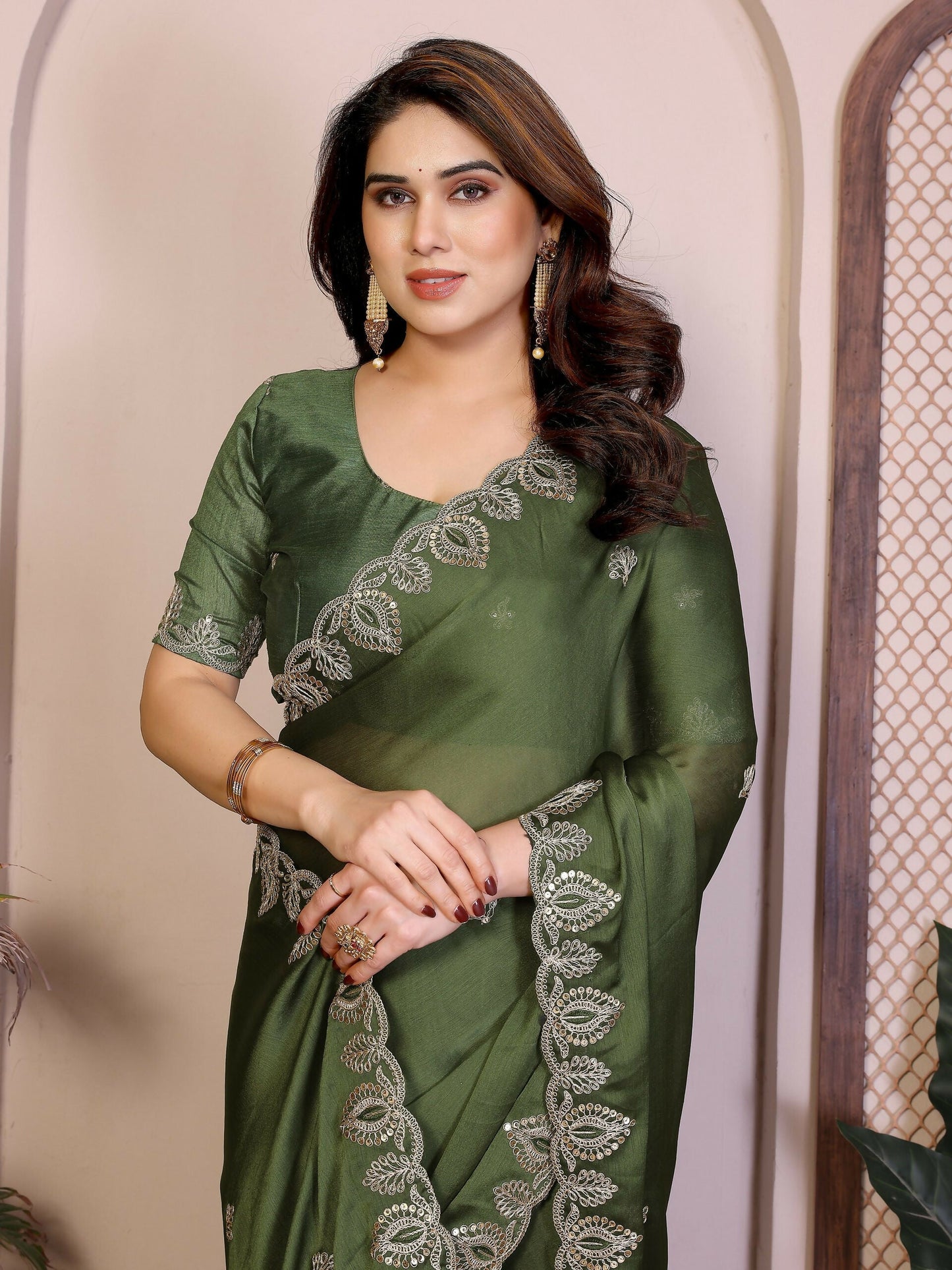 Teeya Creation New Trendy Party Wear Soft Satin Chiffon Saree-Green