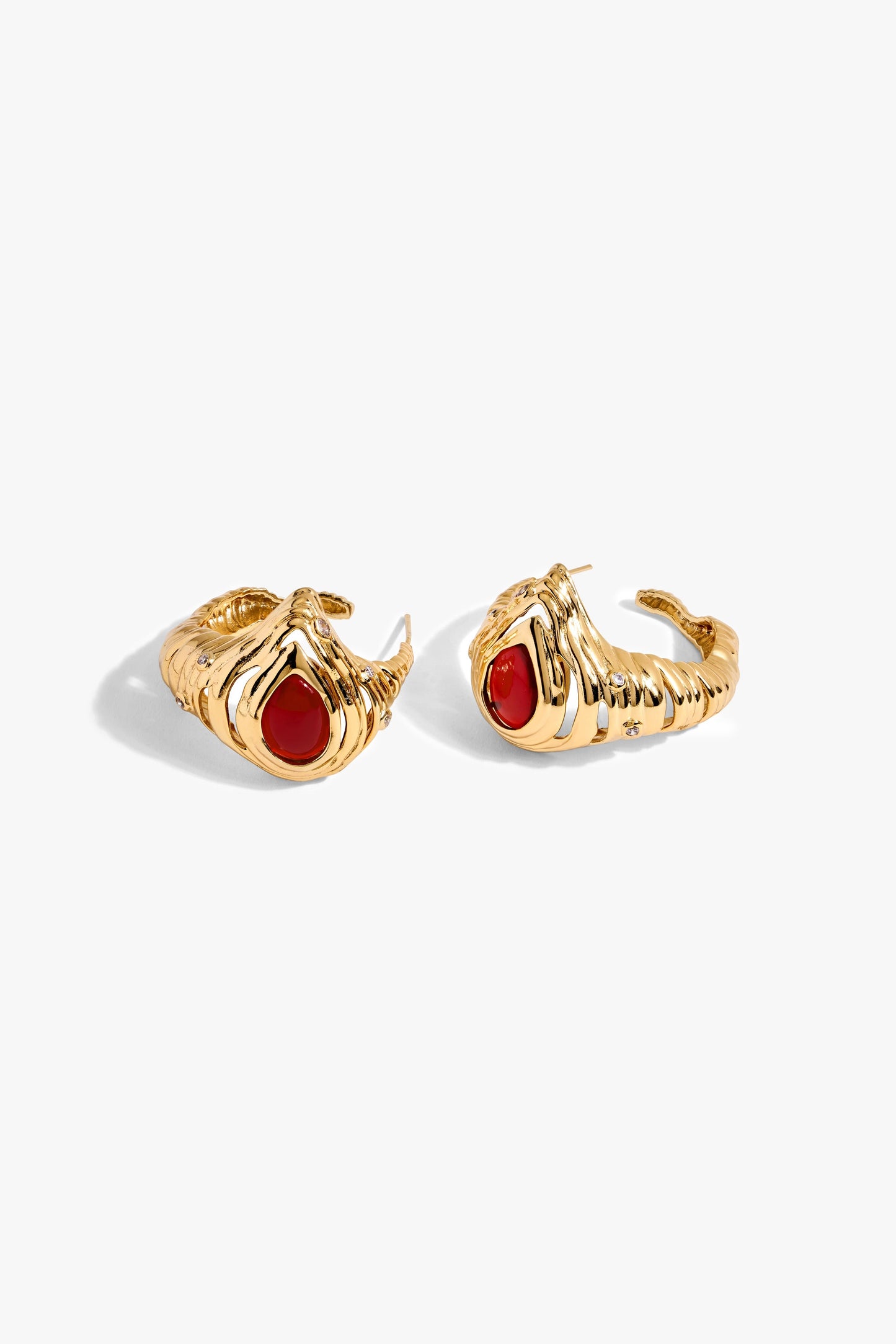 Crimson Corriente Hoop Earrings