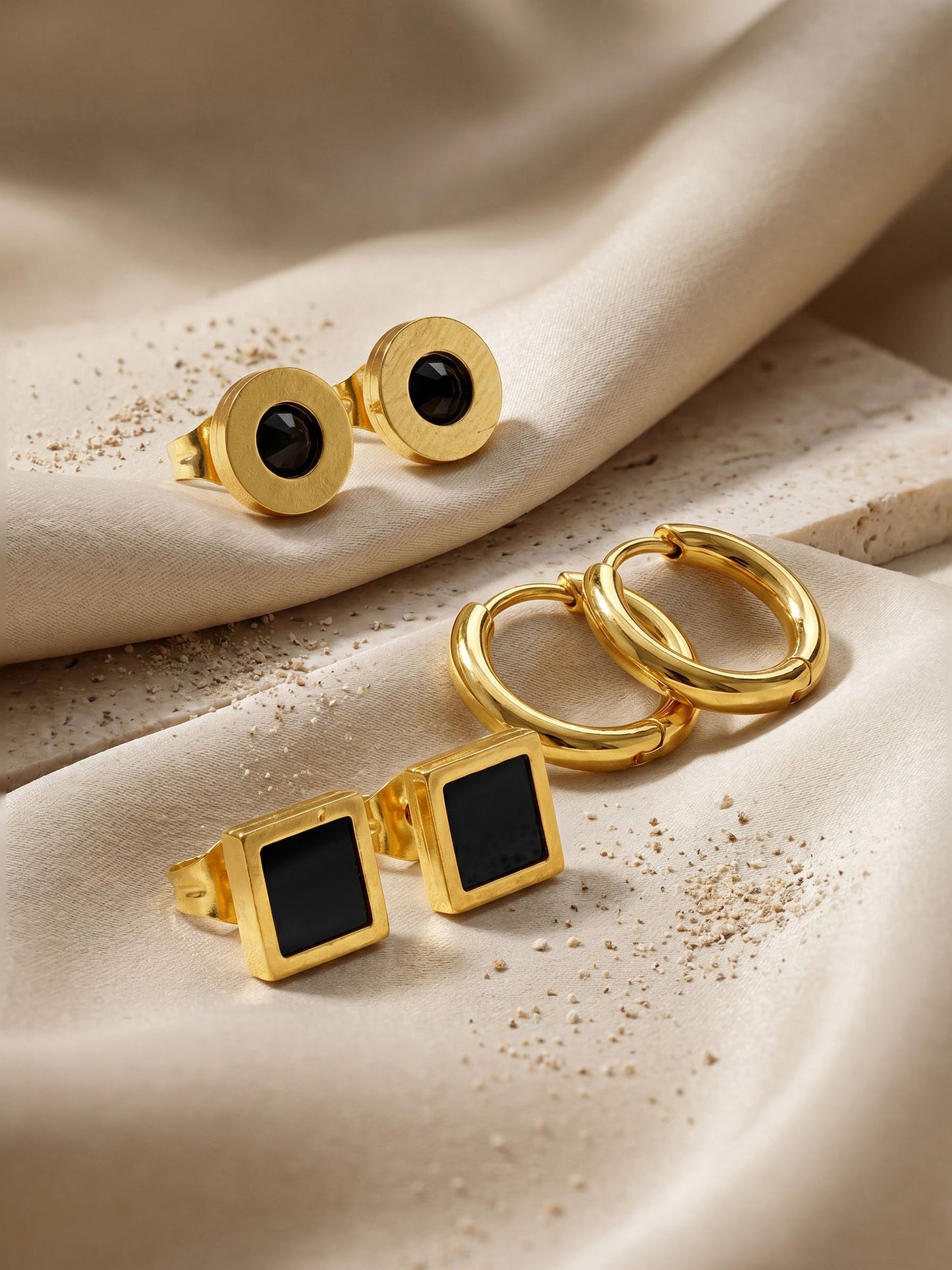 OnnMe by GIVA Mixed Signals Gold Plated Earrings Set