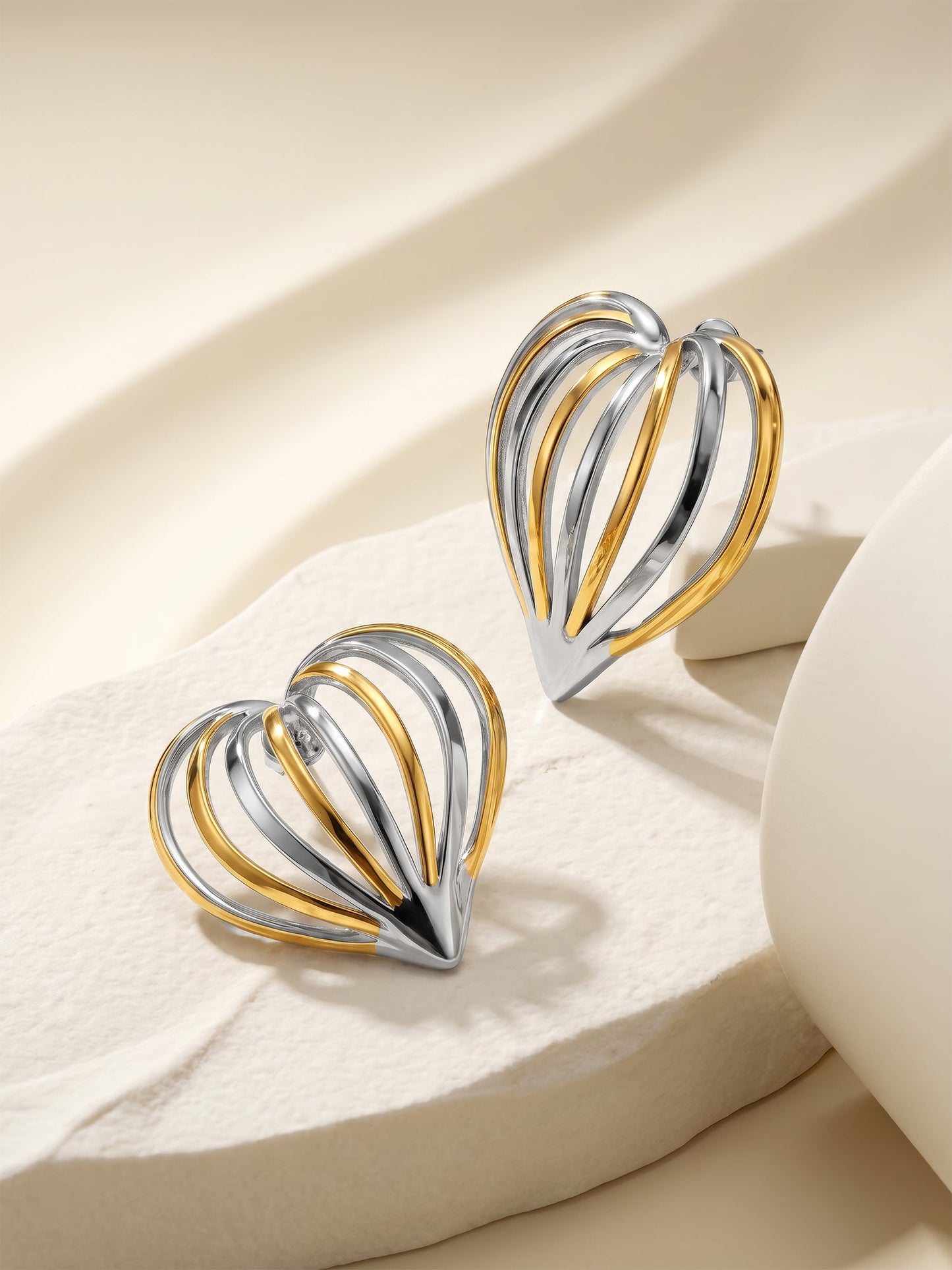 OnnMe by GIVA Heart On Display Dual Tone Earrings