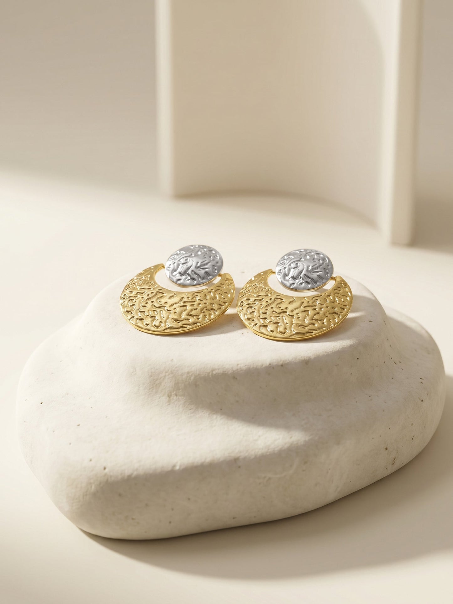 OnnMe by GIVA Double Take Dual Tone Earrings