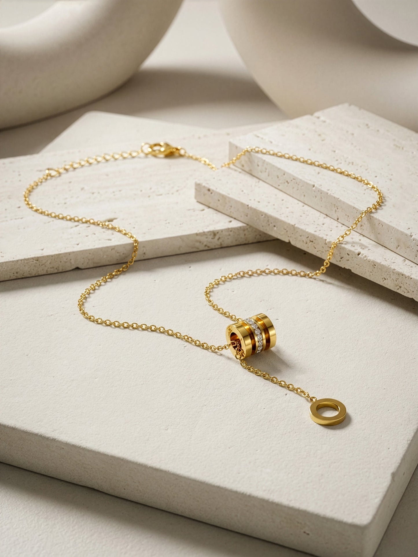 OnnMe by GIVA Linked Pop Gold Plated Necklace
