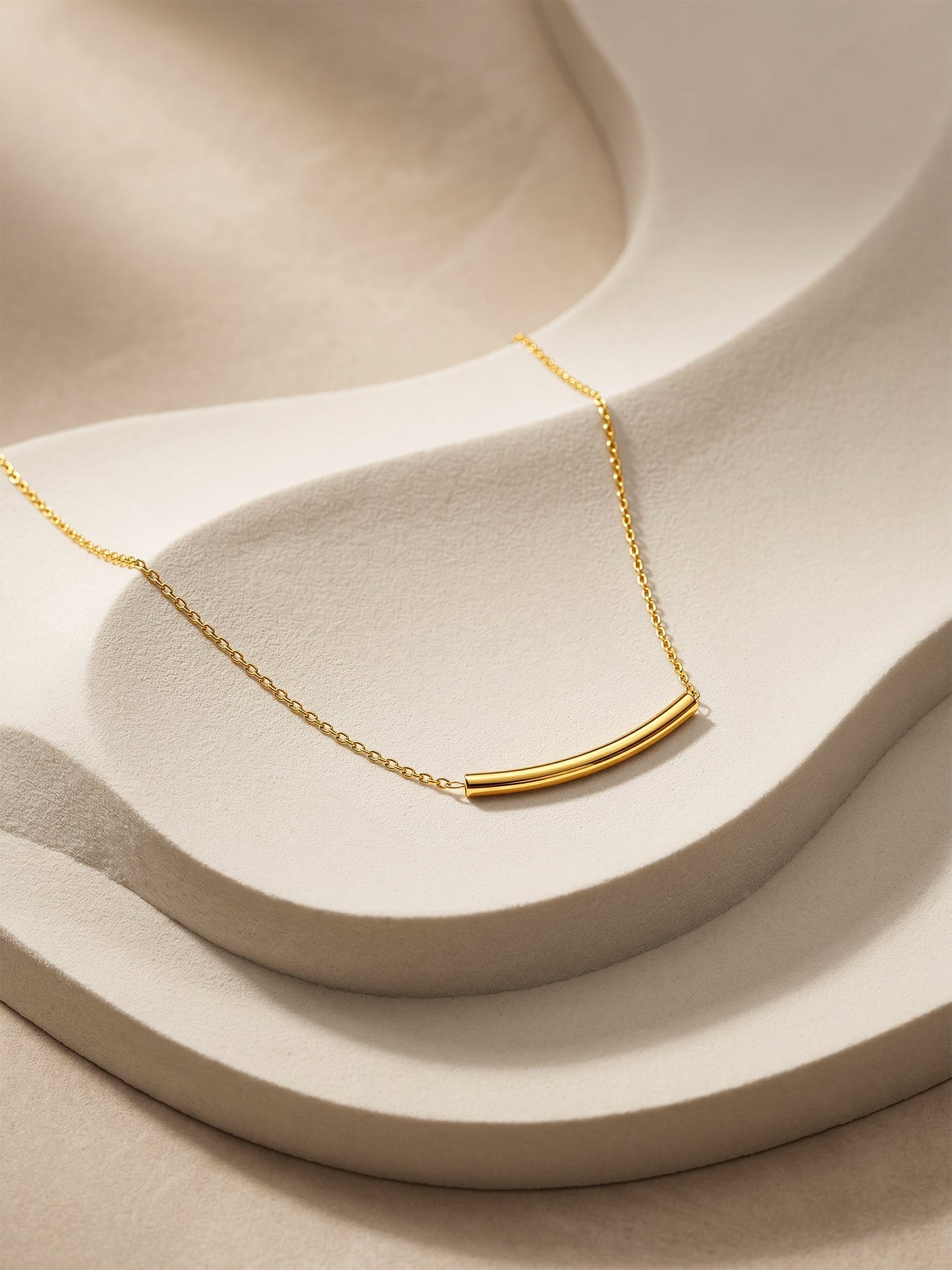 OnnMe by GIVA Arc Line Gold Plated Necklace