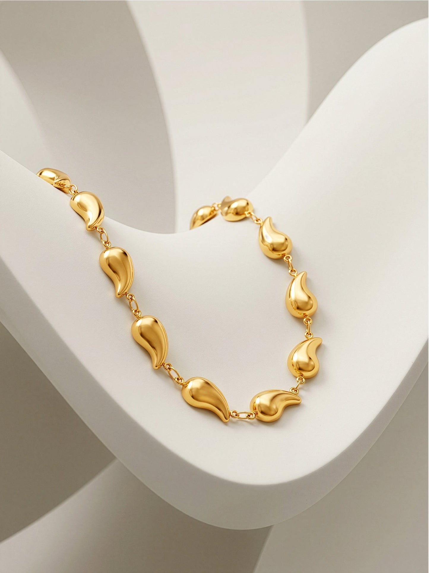 OnnMe by GIVA Melt Signal Gold Plated Necklace