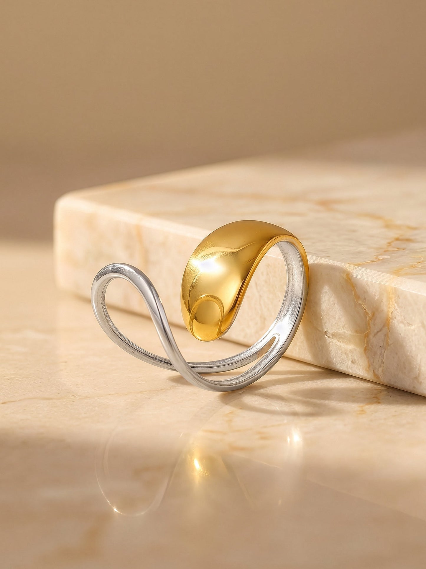 OnnMe by GIVA Tilted Drop Energy Dual Tone Ring (Size 17)