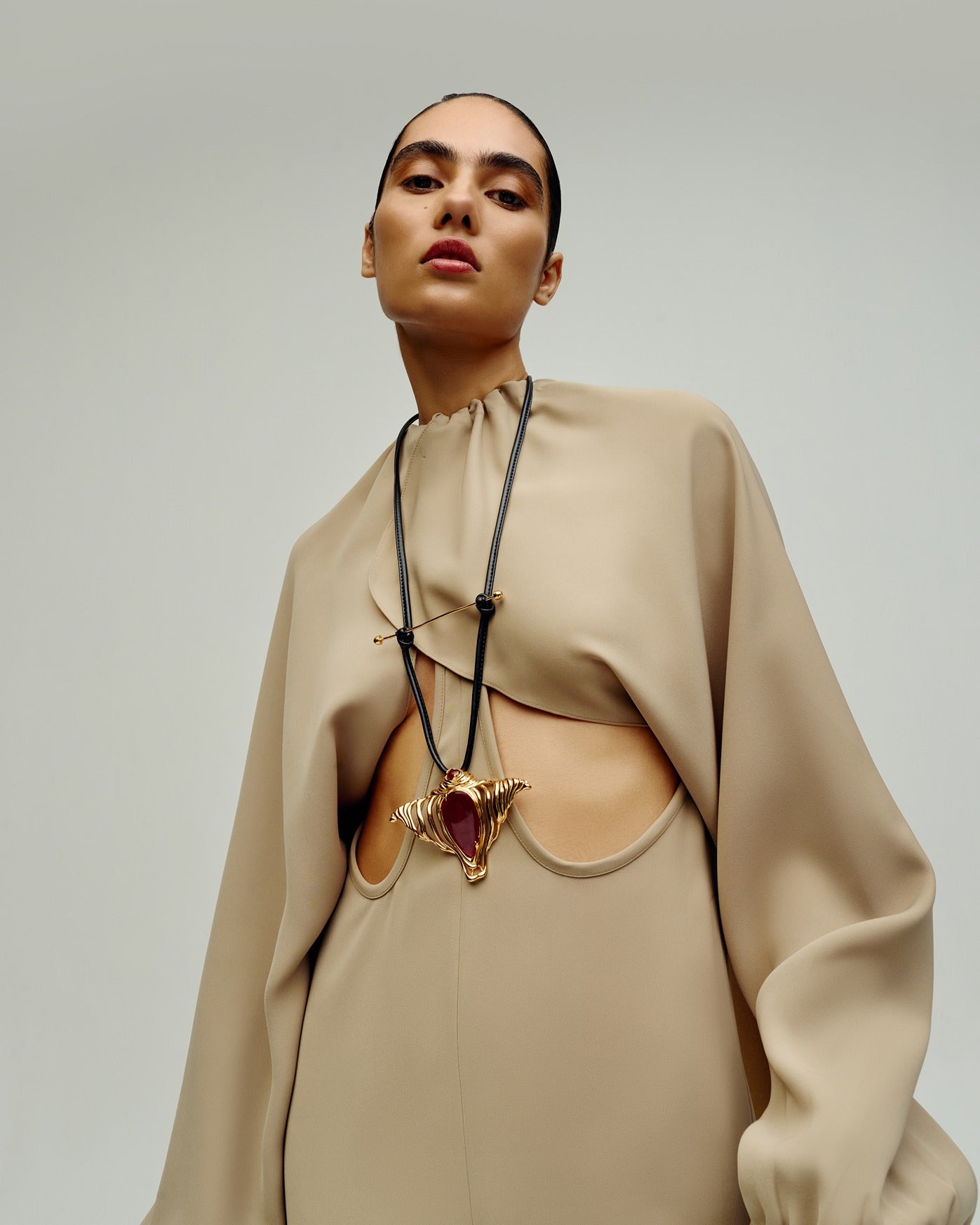 Moray Crimson Lariat Necklace