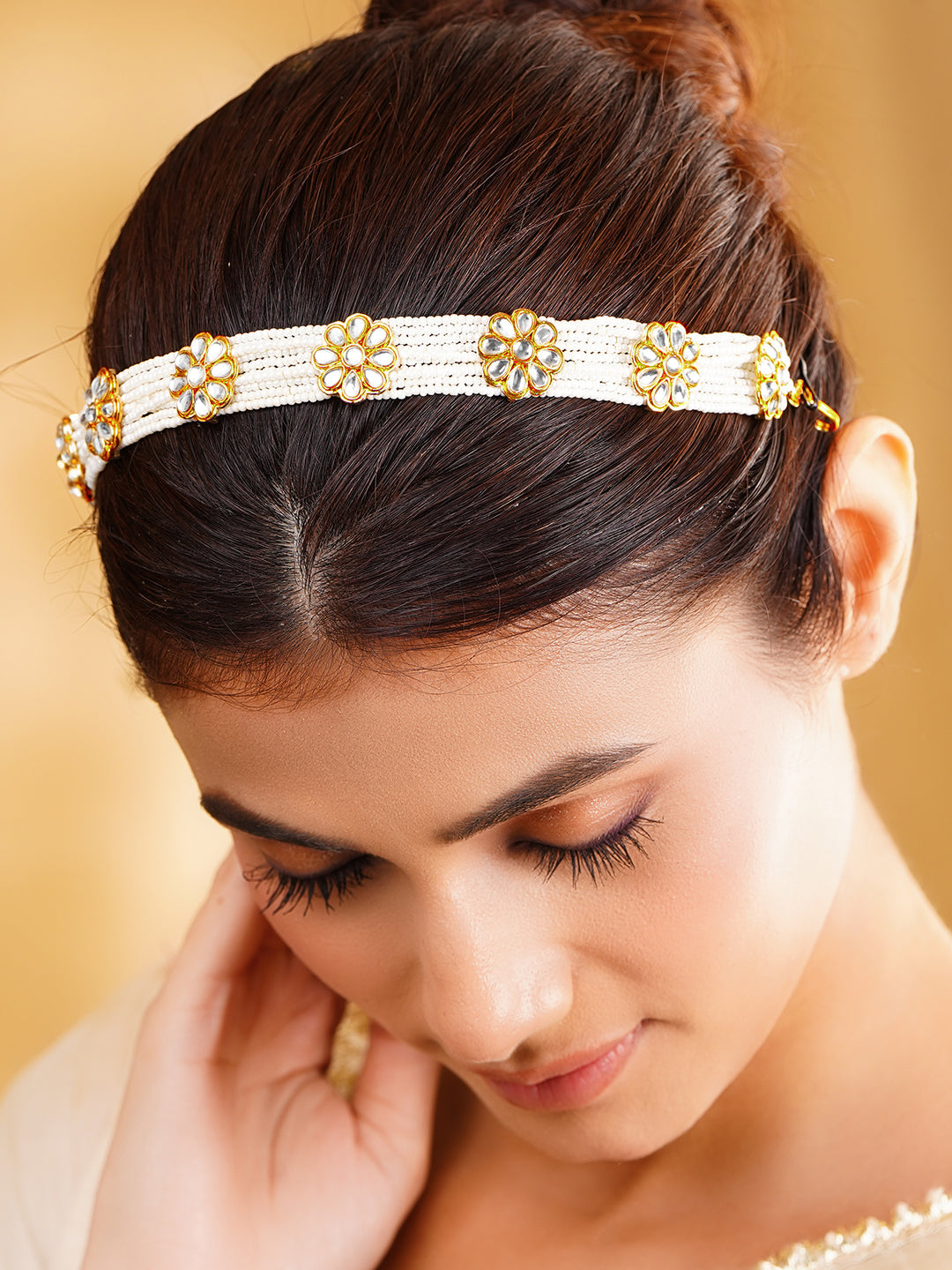 Pearl Kundan Floral Hair Accessory