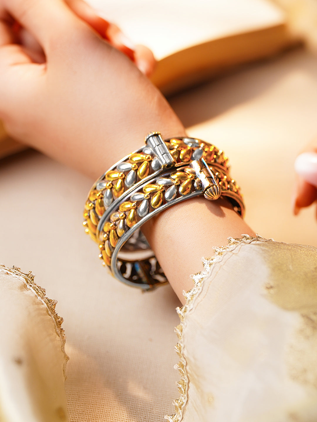 Dual Plating Oxidised Textured Bangles