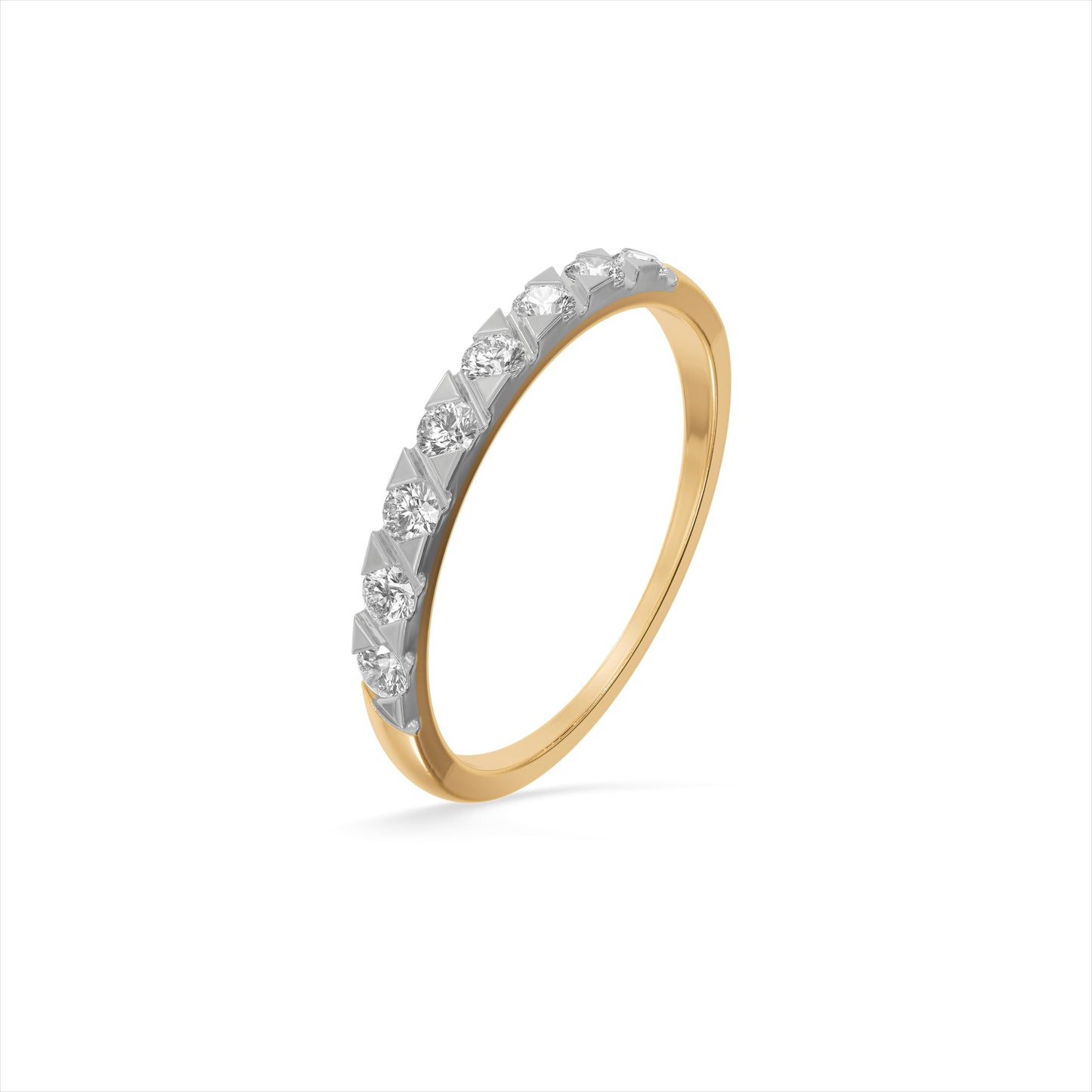 Shimmering 9KT Gold Laboratory Grown Diamond Band Ring