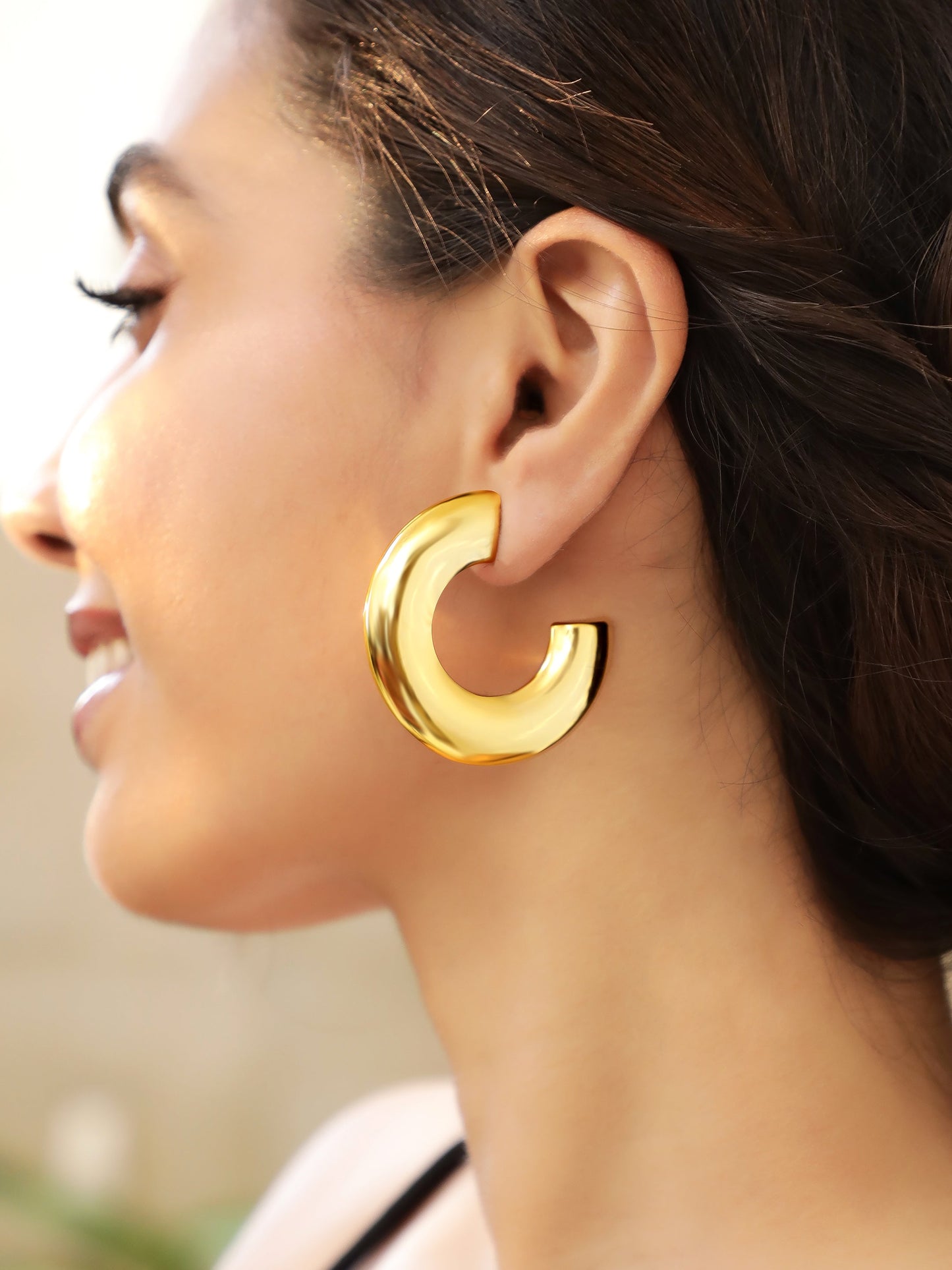 Luxe Everyday Golden Hoops