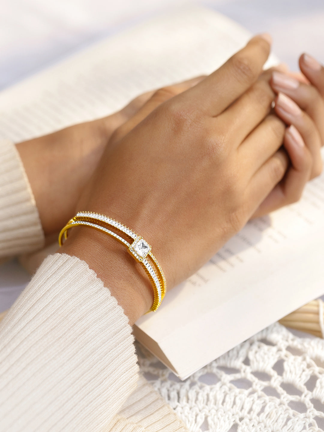 Regal Gold Amercian Diamond Zirconia Bracelet