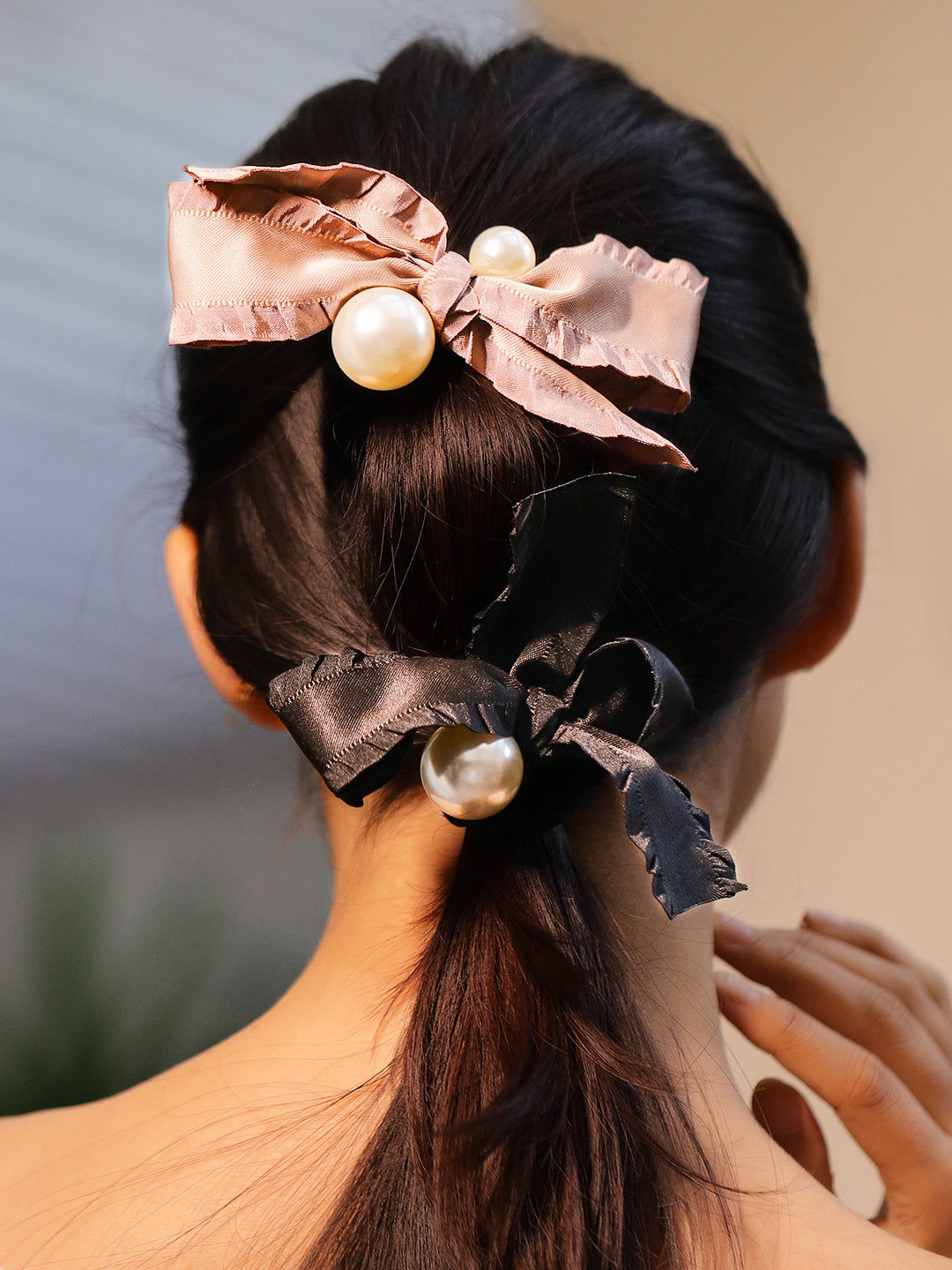 Statement Pearl Bow Hair Accessories
