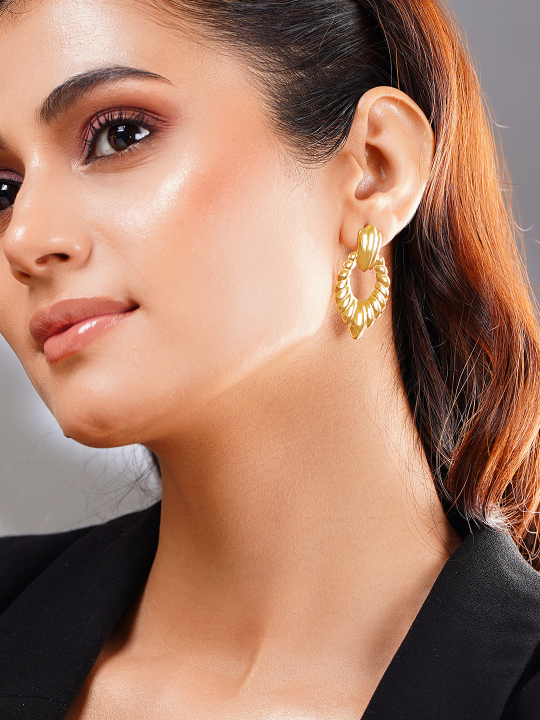 Demifine 18K Gold Plated Stainless steel Twisted Statement Drop Earrings