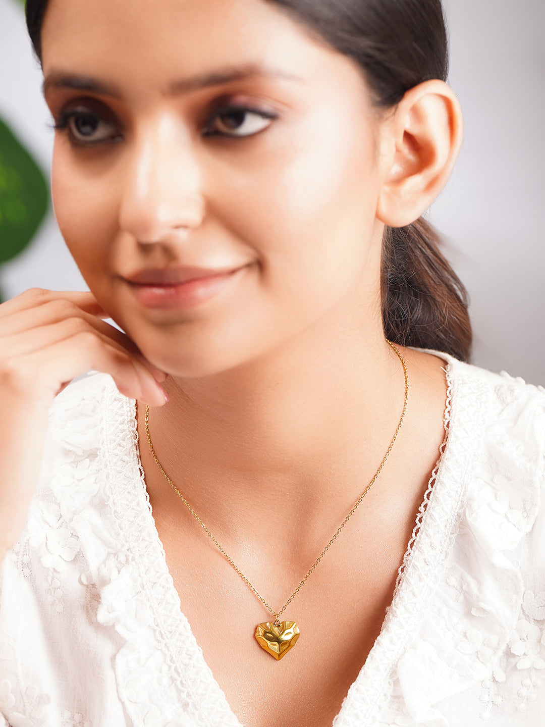 Demifine 18K Gold Plated Stainless steel Hammered Heart Pendant Necklace