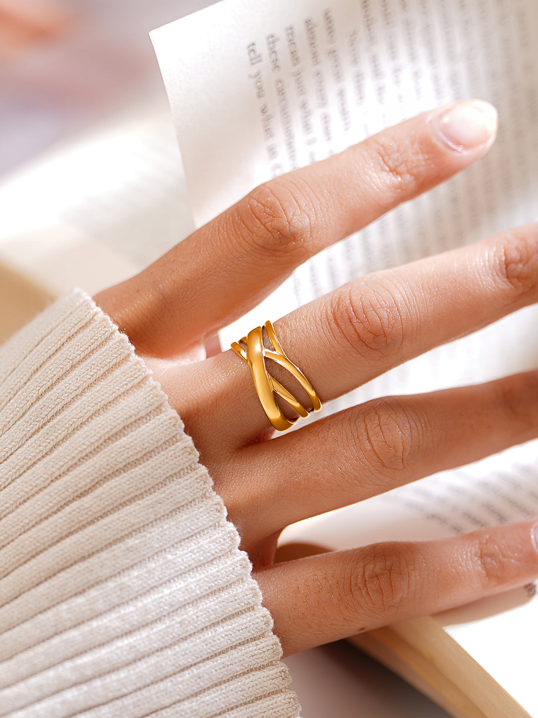 Demifine 18K Gold Plated Stainless steel Criss Cross Statement Open Ring