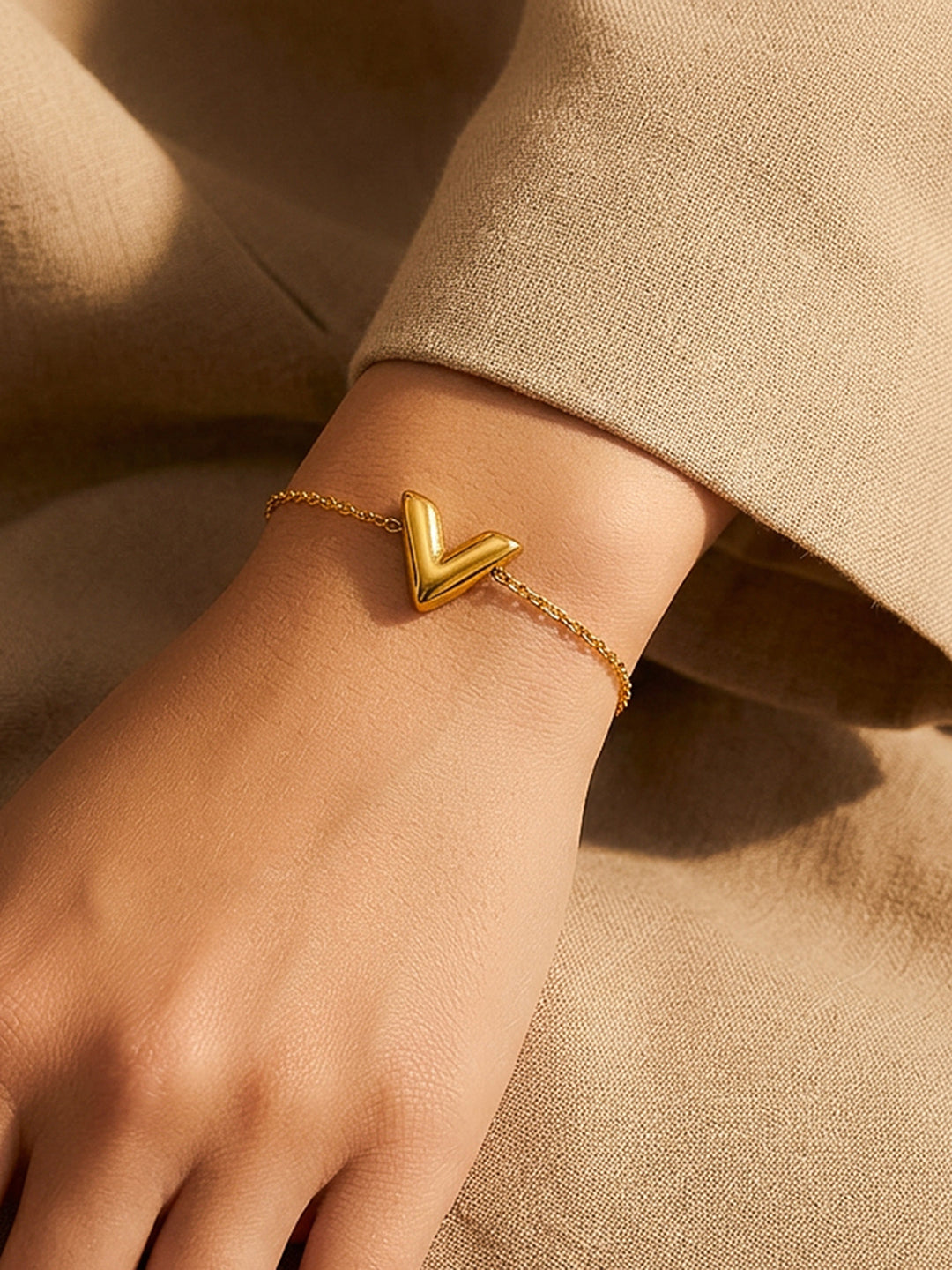 Demifine 18K Gold Plated Stainless steel Chevron V Shape Link Chain Bracelet